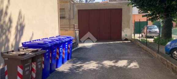 2 bedrooms Apartment in Parma, Italy No. 170224 33