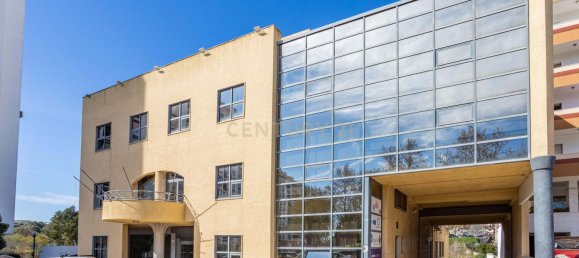 Bâtiment à Oeiras, Portugal 3955m² No. 98703 2