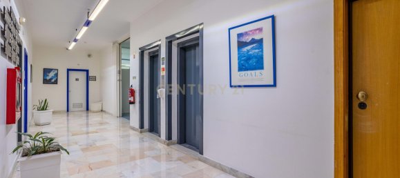 Bâtiment à Oeiras, Portugal 3955m² No. 98703 28