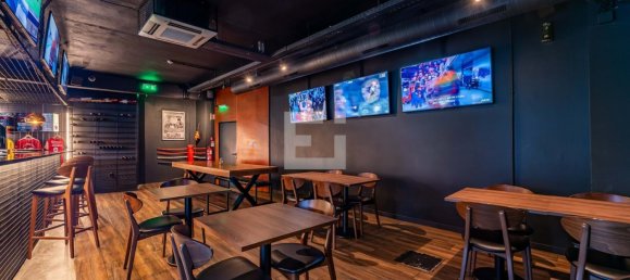 Gewerbliche Immobilie in Vila Nova de Gaia, Portugal 234m², Nr. 247392 11