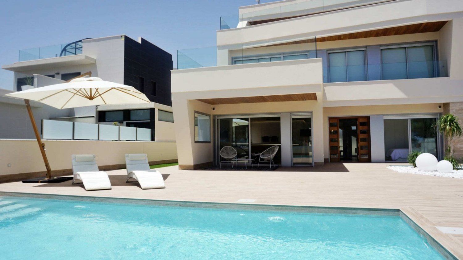 4 غرف نوم منزل في Campoamor, Spain رقم 284823