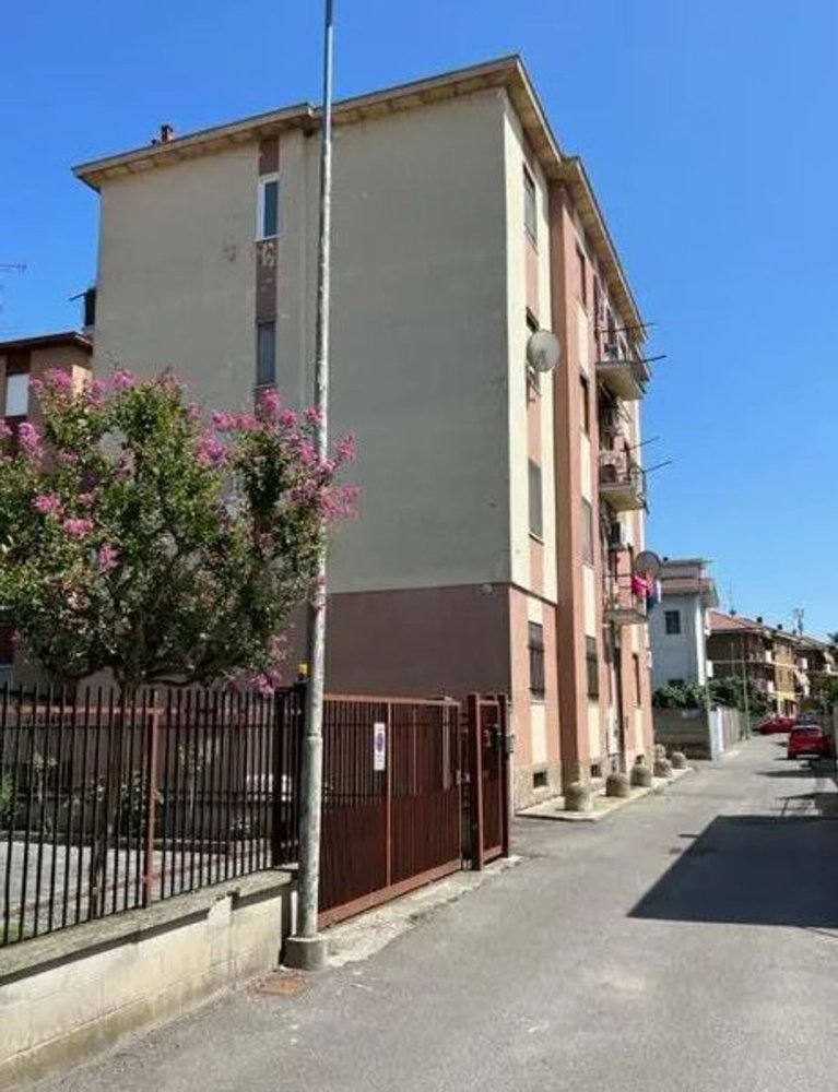 Apartamento de 2 divisões em Vigevano, Italy N.º 180436
