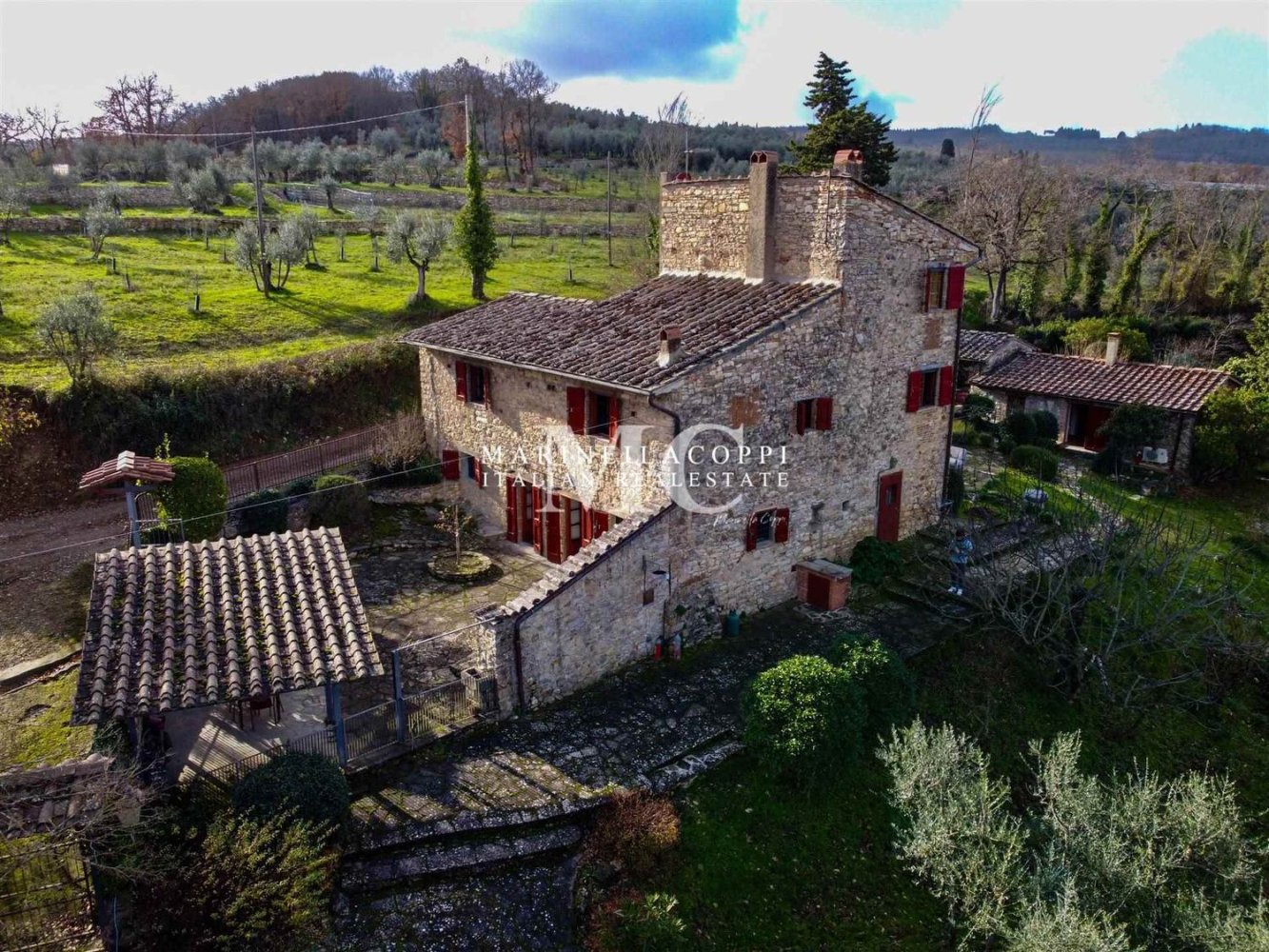 10 rooms House in San Casciano in Val di Pesa, Italy No. 189760