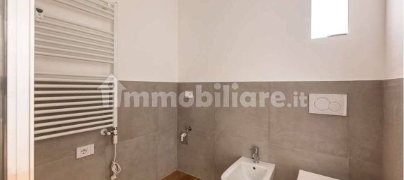 1 bedroom Apartment in Bergamo, Italy No. 270296 17