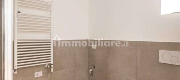 1 bedroom Apartment in Bergamo, Italy No. 270296 20
