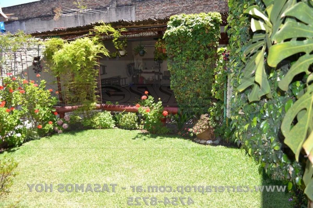 Casa T3 em Tres de Febrero, Argentina N.º 85168