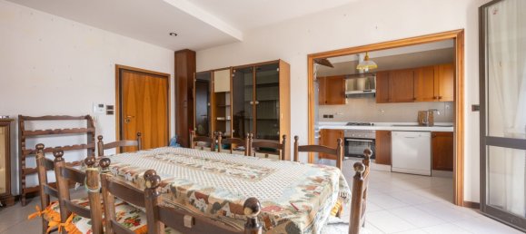 3 bedrooms Apartment in Bologna, Italy No. 376786 7