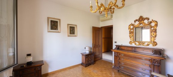 3 bedrooms Apartment in Bologna, Italy No. 376786 12