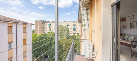 3 bedrooms Apartment in Bologna, Italy No. 376786 6
