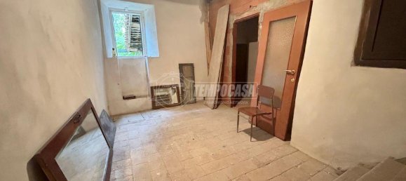 3 rooms Apartment in Serramazzoni, Italy No. 148220 4
