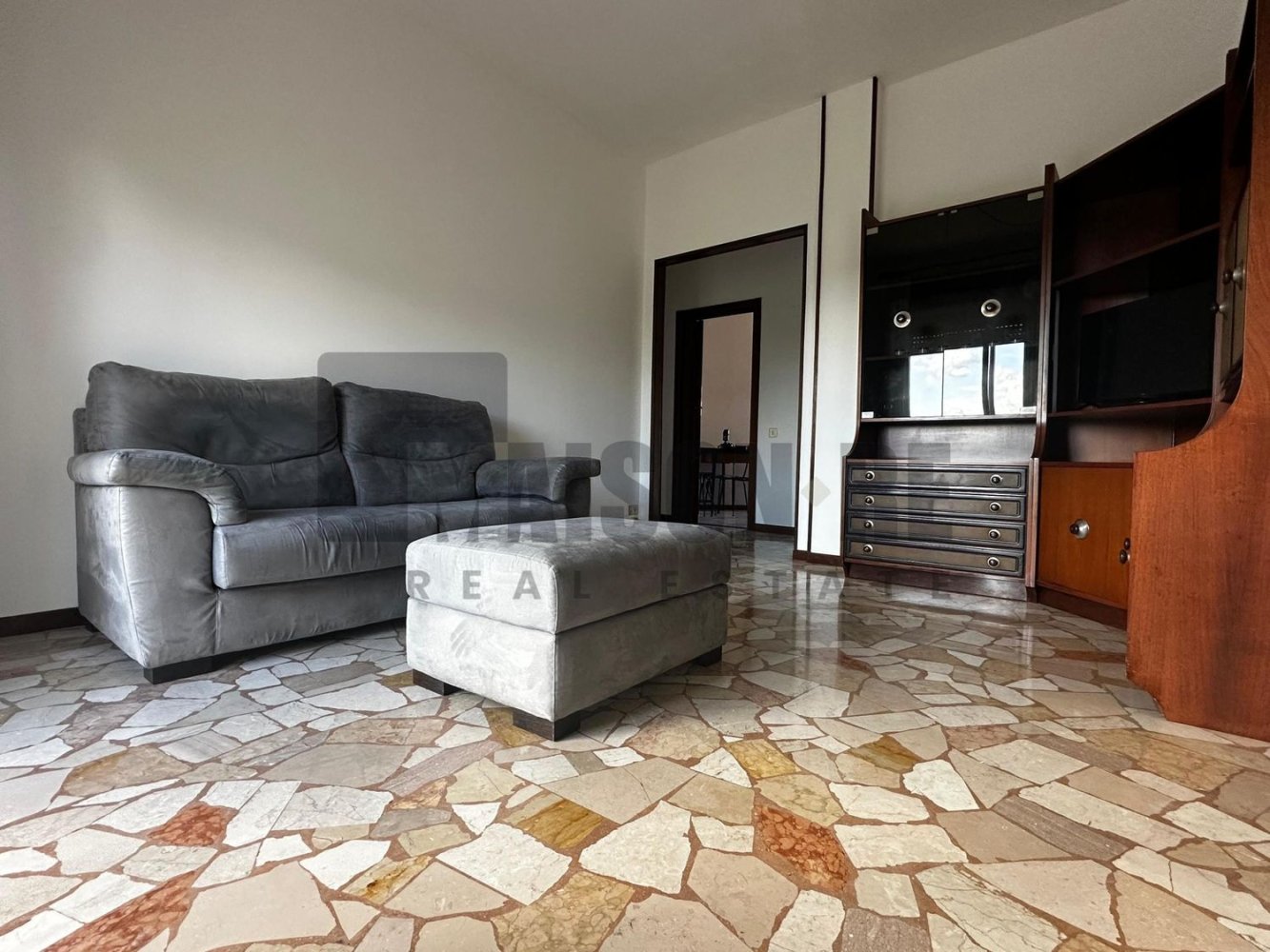 3 bedrooms Apartment in Brescia, Italy No. 365628