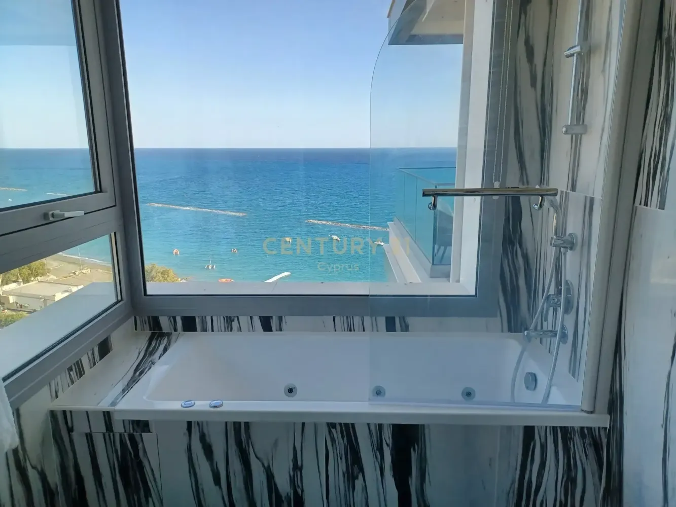 3 bedrooms Apartment in Agios Tychonas, Cyprus No. 5535