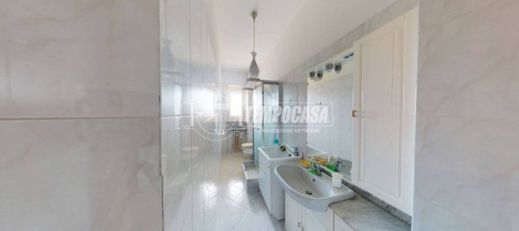 2 bedrooms Apartment in Turin, Italy No. 267892 25