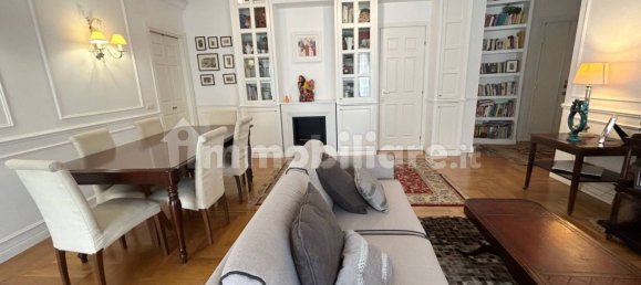 3 bedrooms Apartment in Rome, Italy No. 315187 2