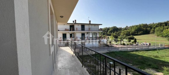 Apartamento de 4 dormitorios en Trivigliano, Italy No. 225739 7