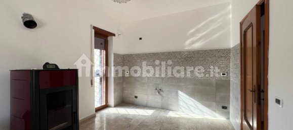 Apartamento de 4 dormitorios en Trivigliano, Italy No. 225739 5