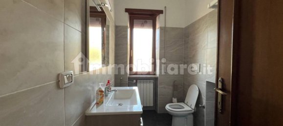 Apartamento de 4 dormitorios en Trivigliano, Italy No. 225739 10
