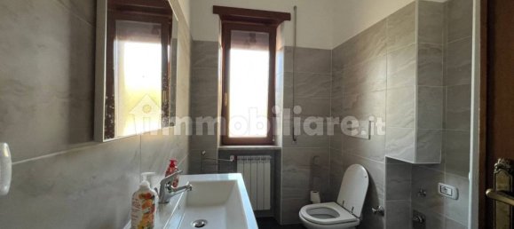 Apartamento de 4 dormitorios en Trivigliano, Italy No. 225739 9
