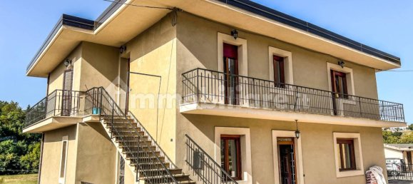 Apartamento de 4 dormitorios en Trivigliano, Italy No. 225739 24
