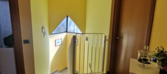 Villa de 4 dormitorios en Milan, Italy No. 360181 33