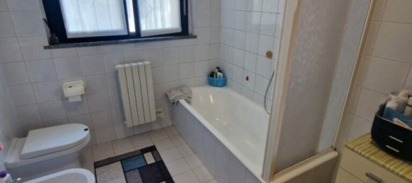 Villa de 4 dormitorios en Milan, Italy No. 360181 27