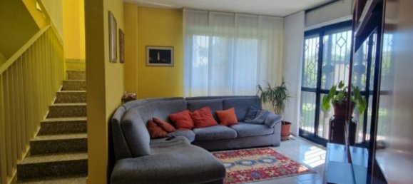 Villa de 4 dormitorios en Milan, Italy No. 360181 2