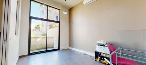 Imóvel comercial em Montfermeil, France 100 m² N.º 358472 5