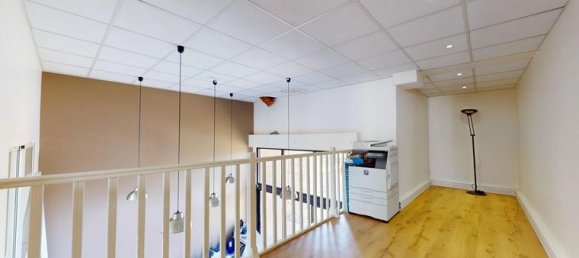 Imóvel comercial em Montfermeil, France 100 m² N.º 358472 4