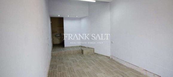 19m² Shop in Zejtun, Malta No. 12778 2