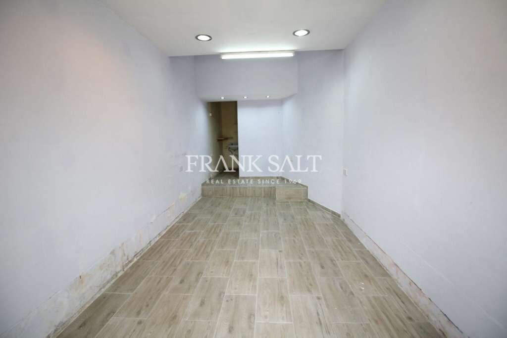 19m² Shop in Zejtun, Malta No. 12778