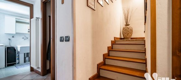 Casa de 2 dormitorios en Colle Brianza, Italy No. 381232 11