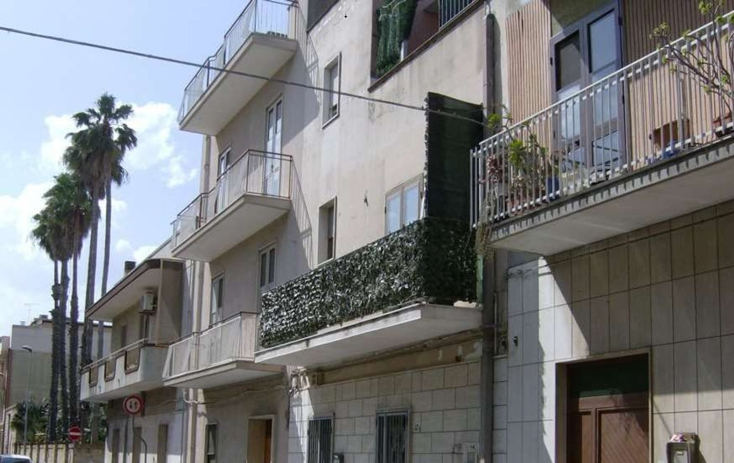 8 rooms House in Brindisi, Italy No. 184041