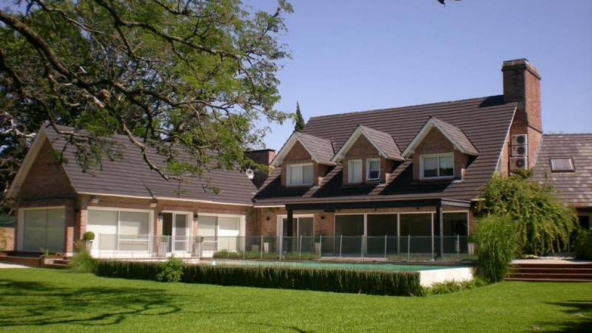 3 bedrooms House in San Isidro, Argentina No. 20183