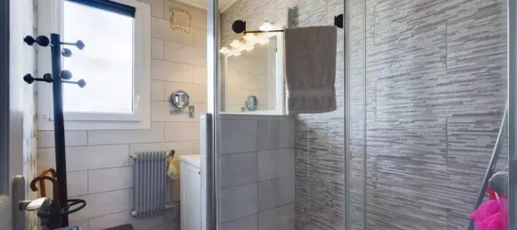 Apartamento de 2 dormitorios en Saint-Andre-les-Vergers, France No. 156164 9