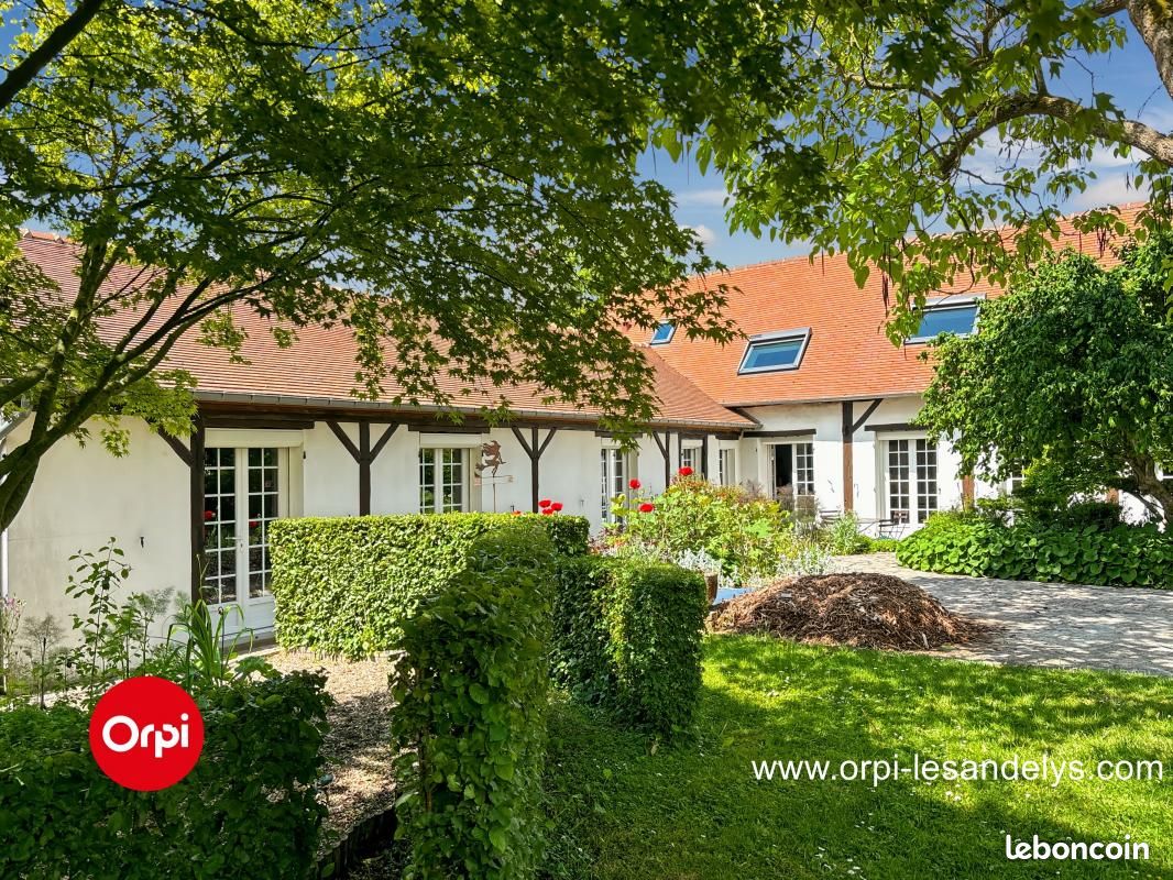 5 bedrooms House in Vernon, France No. 362160