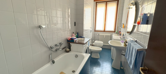 3 rooms Apartment in Milan, Italy No. 355729 18