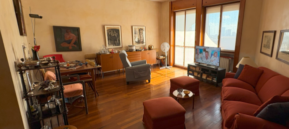 3 rooms Apartment in Milan, Italy No. 355729 11