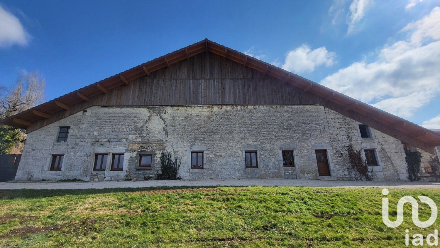 4 غرف نوم تاون هاوس في Etalans, France رقم 260571