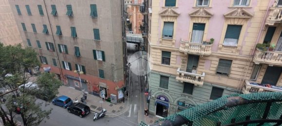 4 Schlafzimmer Wohnung in Genoa, Italy, Nr. 327349 6