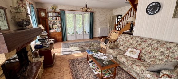 Casa de 4 dormitorios en Dordives, France No. 210804 11