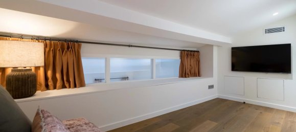 2 bedrooms Commercial property in Saint-Tropez, France No. 38238 28