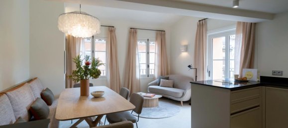 2 bedrooms Commercial property in Saint-Tropez, France No. 38238 3