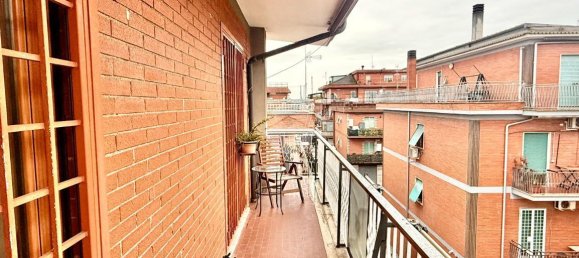 3 rooms Apartment in Rome, Italy No. 41030 11