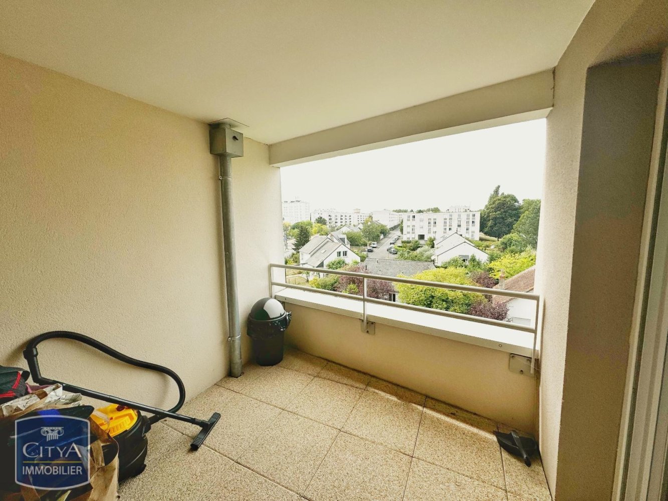 1 bedroom Apartment in Joue-les-Tours, France No. 254278