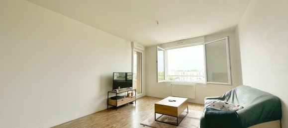 1 bedroom Apartment in Joue-les-Tours, France No. 254278 2