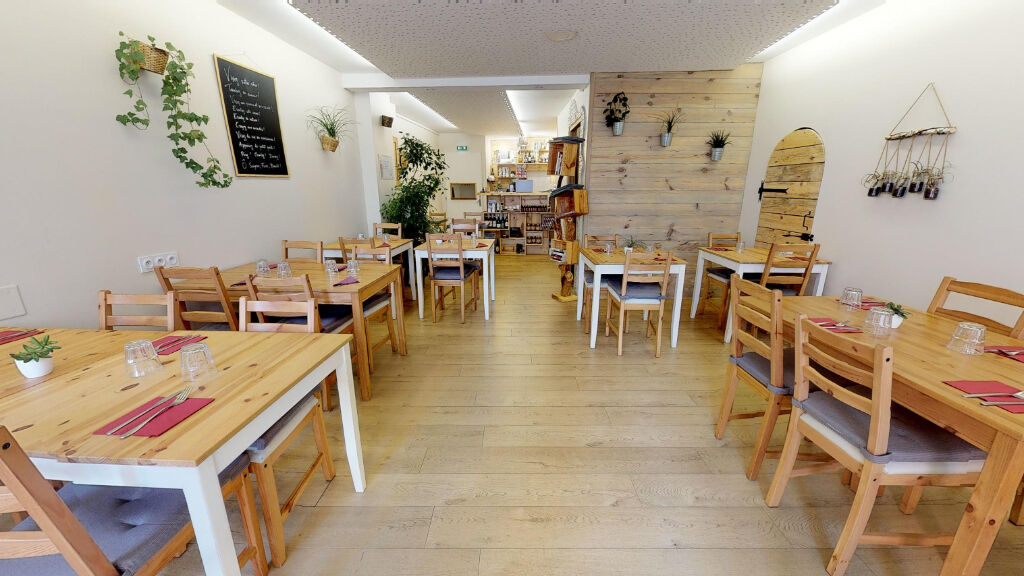 Здание с 8 спальнями в Мюлуз, Франция № 155105