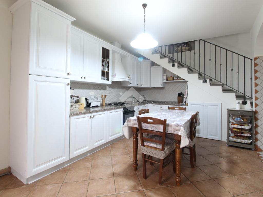 Casa de 2 dormitorios en Larciano, Italy No. 322181