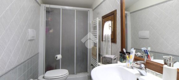 Casa de 2 dormitorios en Larciano, Italy No. 322181 10