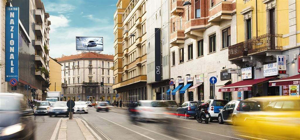 1-Zimmer Gewerbliche Immobilie in Milan, Italy, Nr. 240245