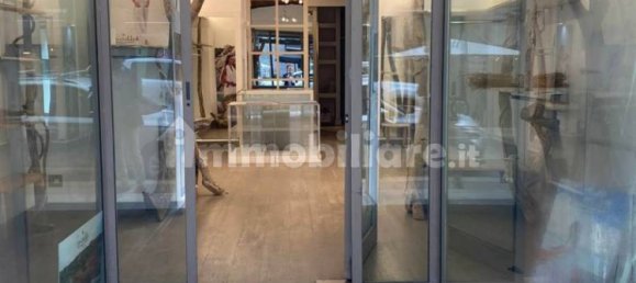 1-Zimmer Gewerbliche Immobilie in Milan, Italy, Nr. 240245 9